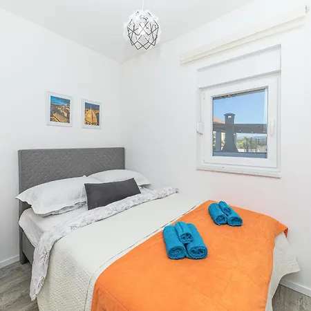 Holiday home 6 Bedroom Gorgeous In *