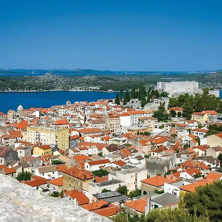 6 Bedroom Gorgeous In Casa vacanze *