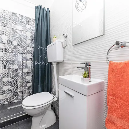 Дом отдыха 6 Bedroom Gorgeous In